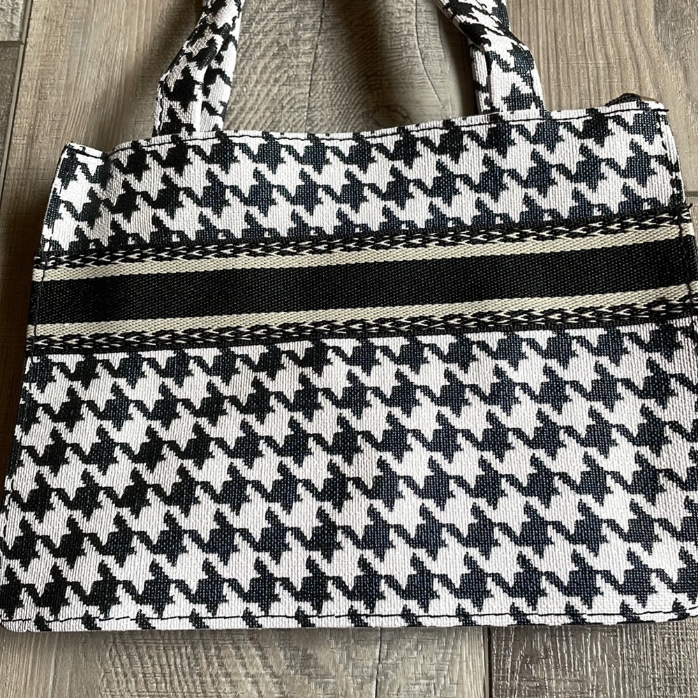 Houndstooth Pattern Square Mini Bag - image 6